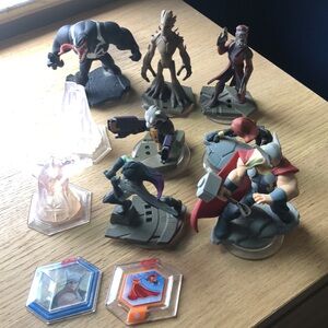 Disney Infinity Marvel Figures for Wii video game